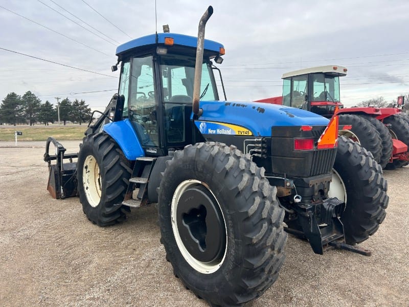 2008 New Holland TV145 Equipment Image0
