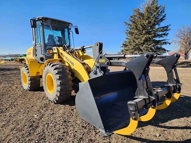 Image of New Holland W130 equipment image 3