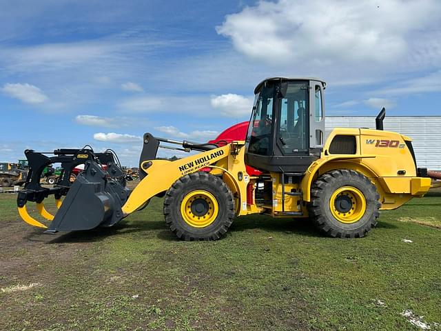 Image of New Holland W130B equipment image 1