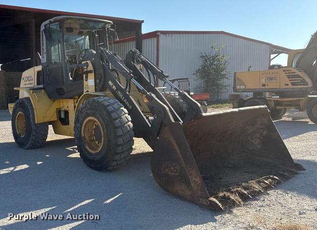 Image of New Holland W170B equipment image 2