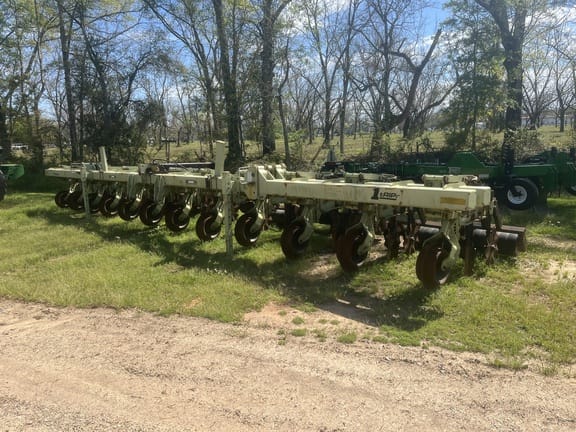 2008 Orthman 1tRIPr Equipment Image0