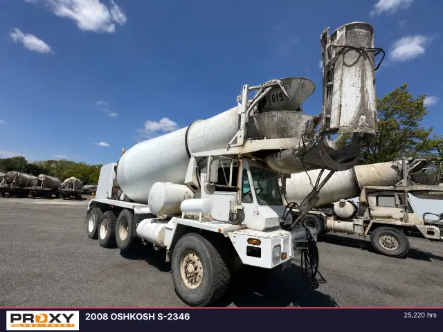 Image of Oshkosh S-2346 equipment image 2