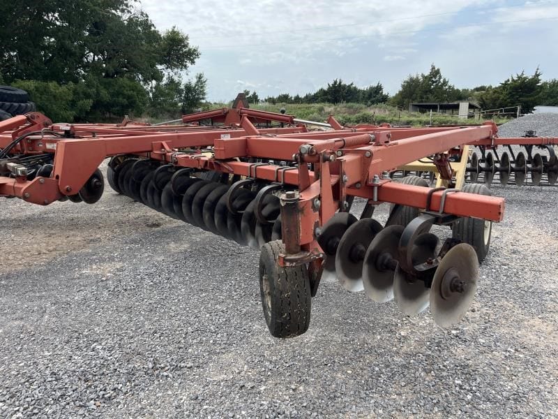 2008 Krause 3200 Equipment Image0