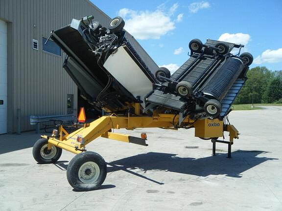 Image of Oxbo 1416 equipment image 2