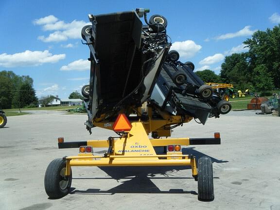 Image of Oxbo 1416 equipment image 3