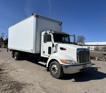 Main image Peterbilt 325