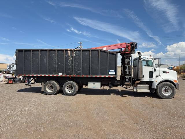 Image of Peterbilt 330 equipment image 3