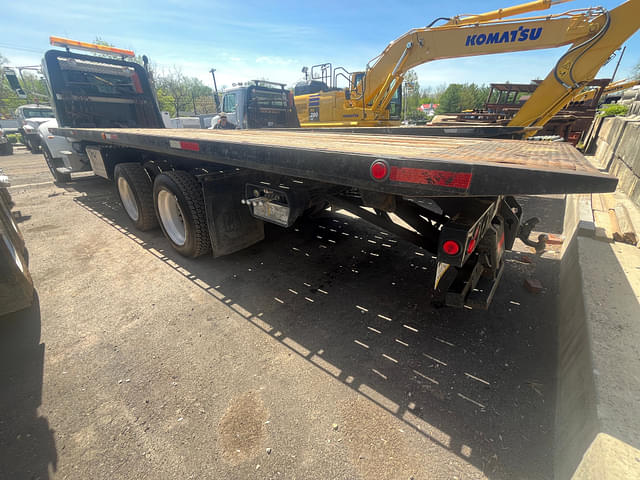 Image of Peterbilt 340 equipment image 1