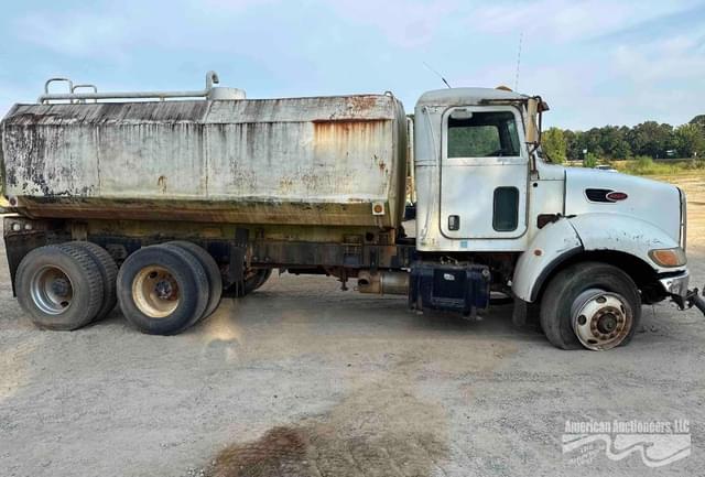 Image of Peterbilt 340 equipment image 3