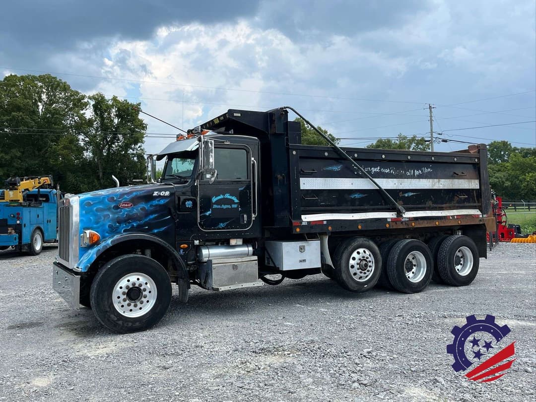 Image of Peterbilt 365 Primary image