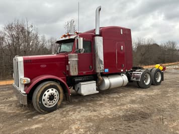 Main image Peterbilt 379