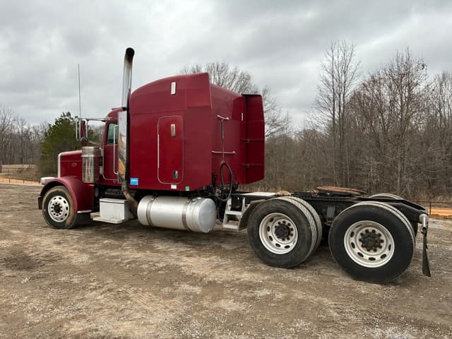 Image of Peterbilt 379 equipment image 3