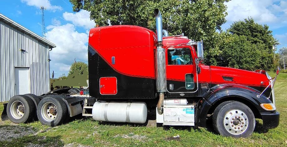 Image of Peterbilt 386 Primary image