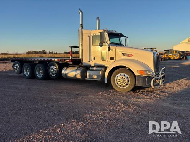 Image of Peterbilt 386 equipment image 1