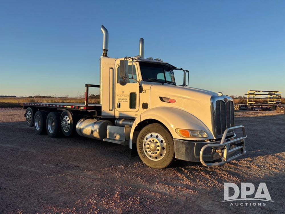 2008 Peterbilt 386 Equipment Image0