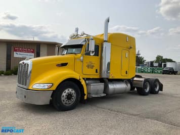 Main image Peterbilt 386