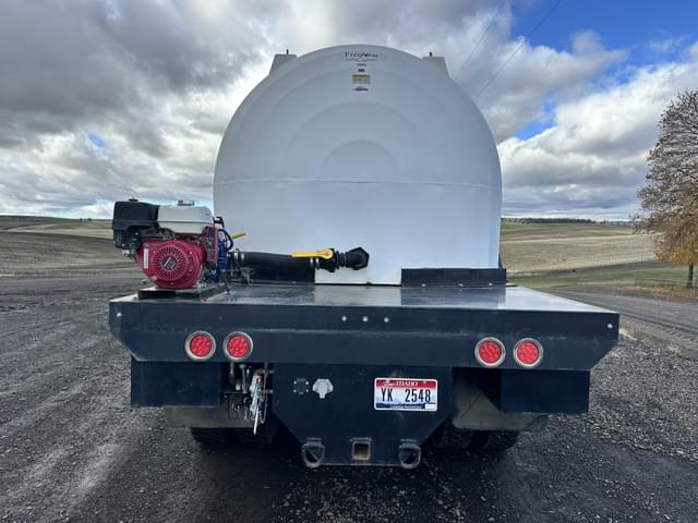 Image of Peterbilt 386 equipment image 3