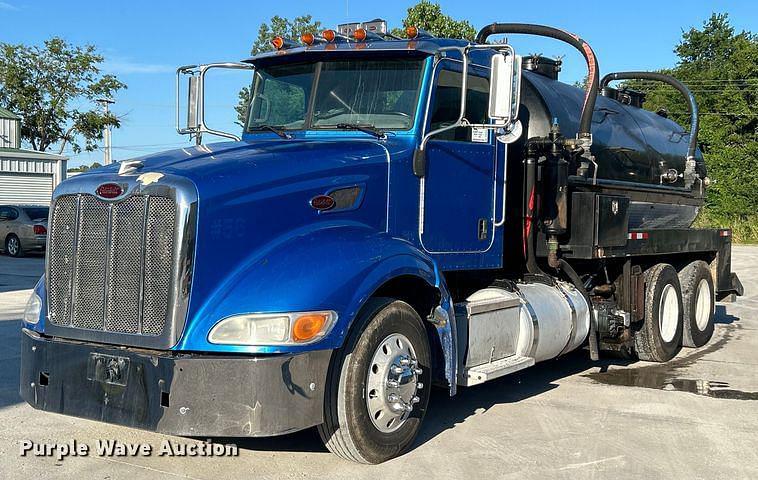 Image of Peterbilt 386 Primary image