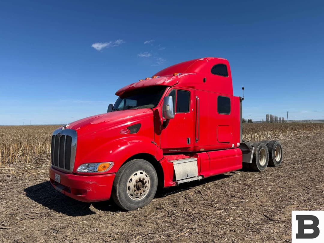 Image of Peterbilt 387 Primary image