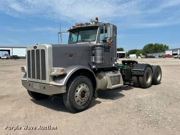 Main image Peterbilt 388
