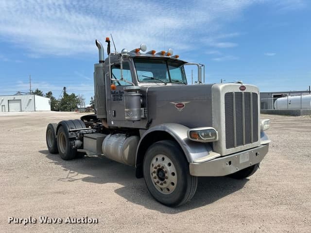 Image of Peterbilt 388 equipment image 2