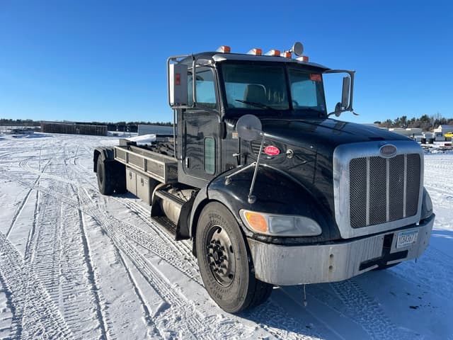 Image of Peterbilt PB335 equipment image 3