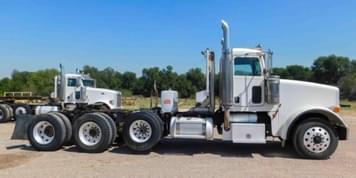 Main image Peterbilt 367