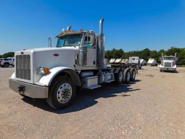 Image of Peterbilt 367 equipment image 4