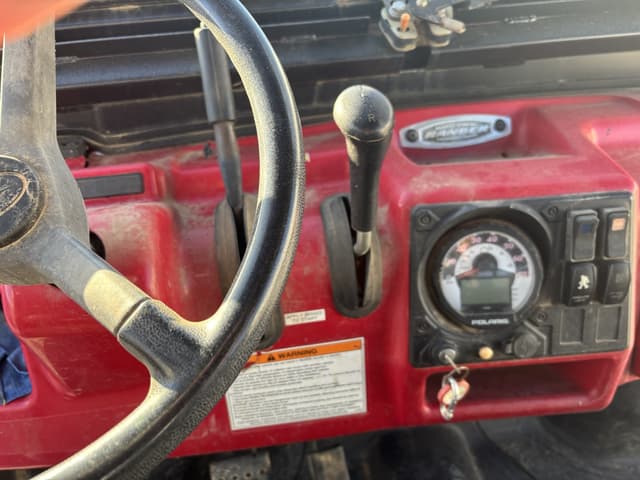 Image of Polaris Ranger 700 Crew equipment image 3