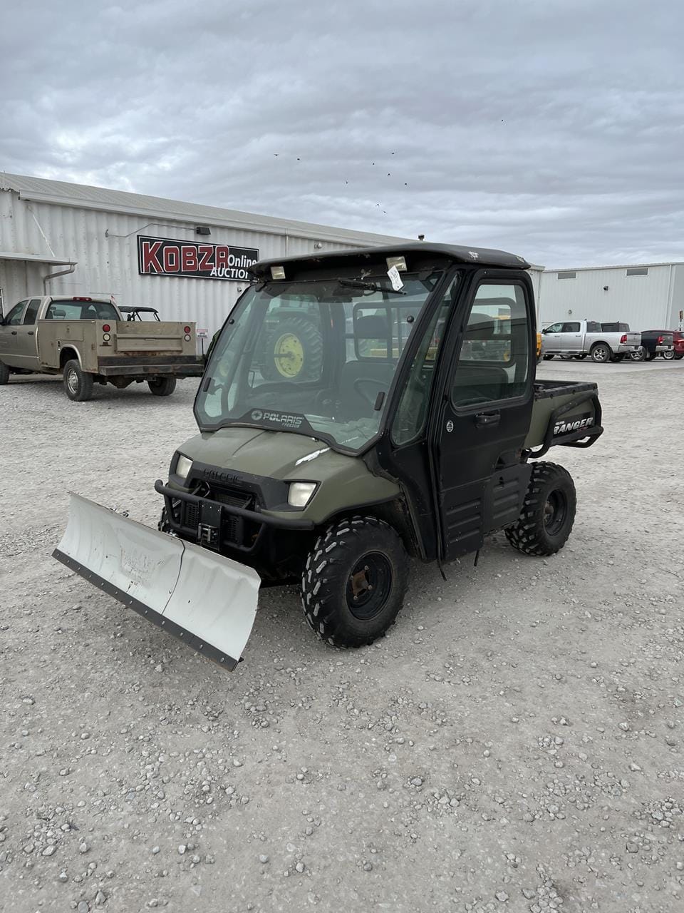2008 Polaris Ranger 700 XP EFI Equipment Image0