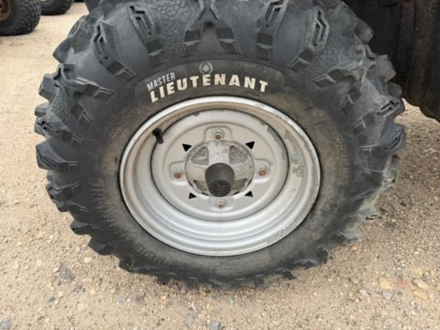 Image of Polaris Sportsman 700 equipment image 2
