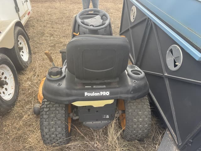 Image of Poulan Pro 700EX equipment image 3