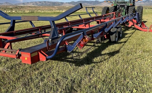 Image of Pro Ag Hay Hiker 1400 equipment image 1