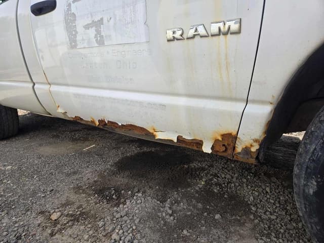 Image of Dodge Ram 1500 equipment image 3