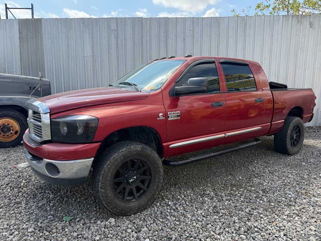 Image of Dodge Ram 2500 Primary image