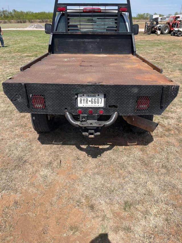 Image of Dodge Ram 2500 equipment image 3