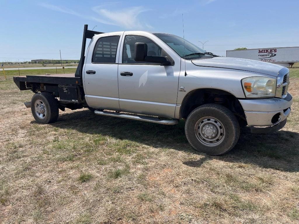 2008 Dodge Ram 2500 Equipment Image0