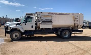 Main image International 7300