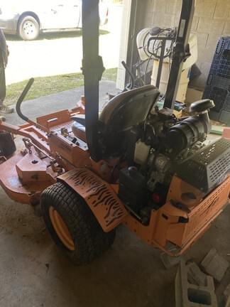 Image of Scag STT61V-29DFI equipment image 4