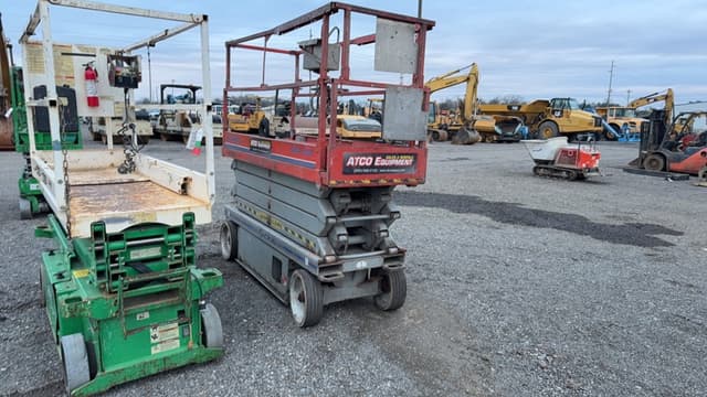 Image of Sky Jack 3226 equipment image 4