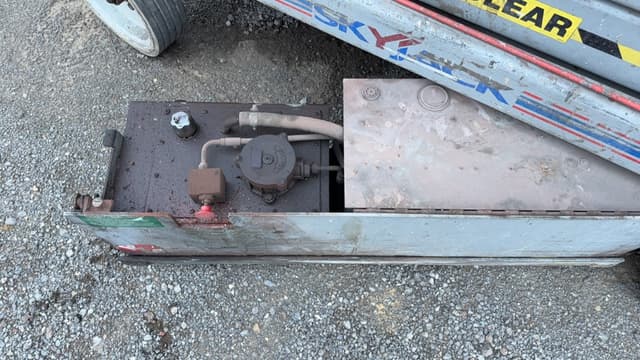 Image of Sky Jack 3226 equipment image 2