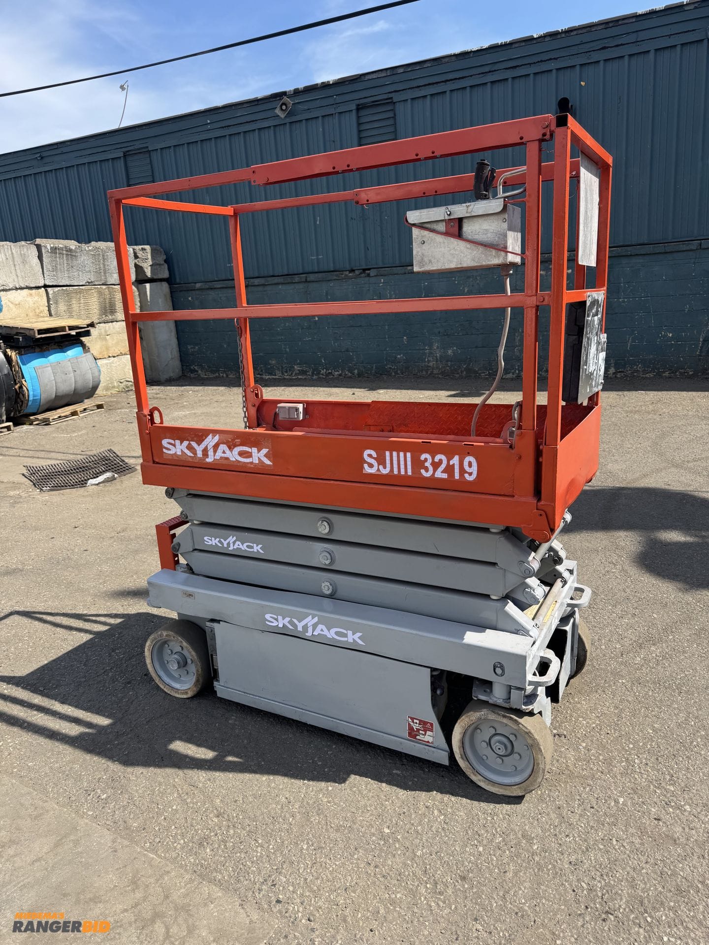 2008 Sky Jack SJIII3219 Equipment Image0