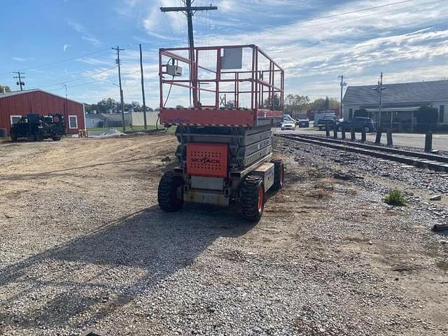 Image of Sky Jack SJ7135 equipment image 3