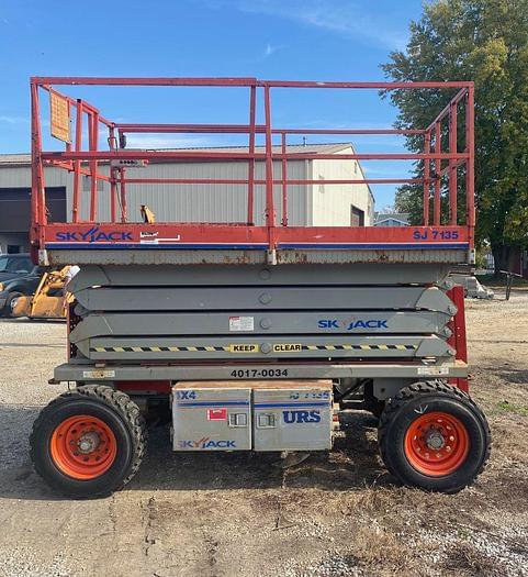 Image of Sky Jack SJ7135 equipment image 4