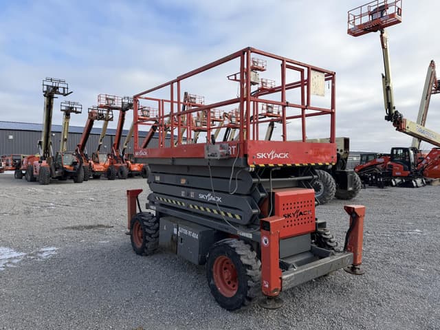 Image of Sky Jack SJ7135RT equipment image 1