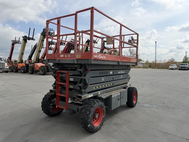 Image of Sky Jack SJ7135RT equipment image 3