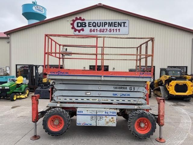 Image of Sky Jack SJ7135RT equipment image 1