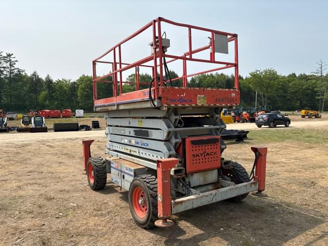 Image of Sky Jack SJ8243 equipment image 2