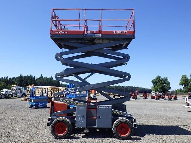 Image of Sky Jack SJ8841 equipment image 4