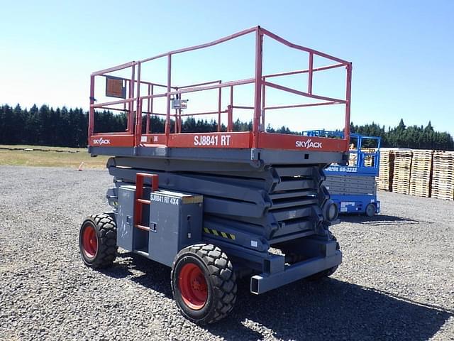 Image of Sky Jack SJ8841 equipment image 3
